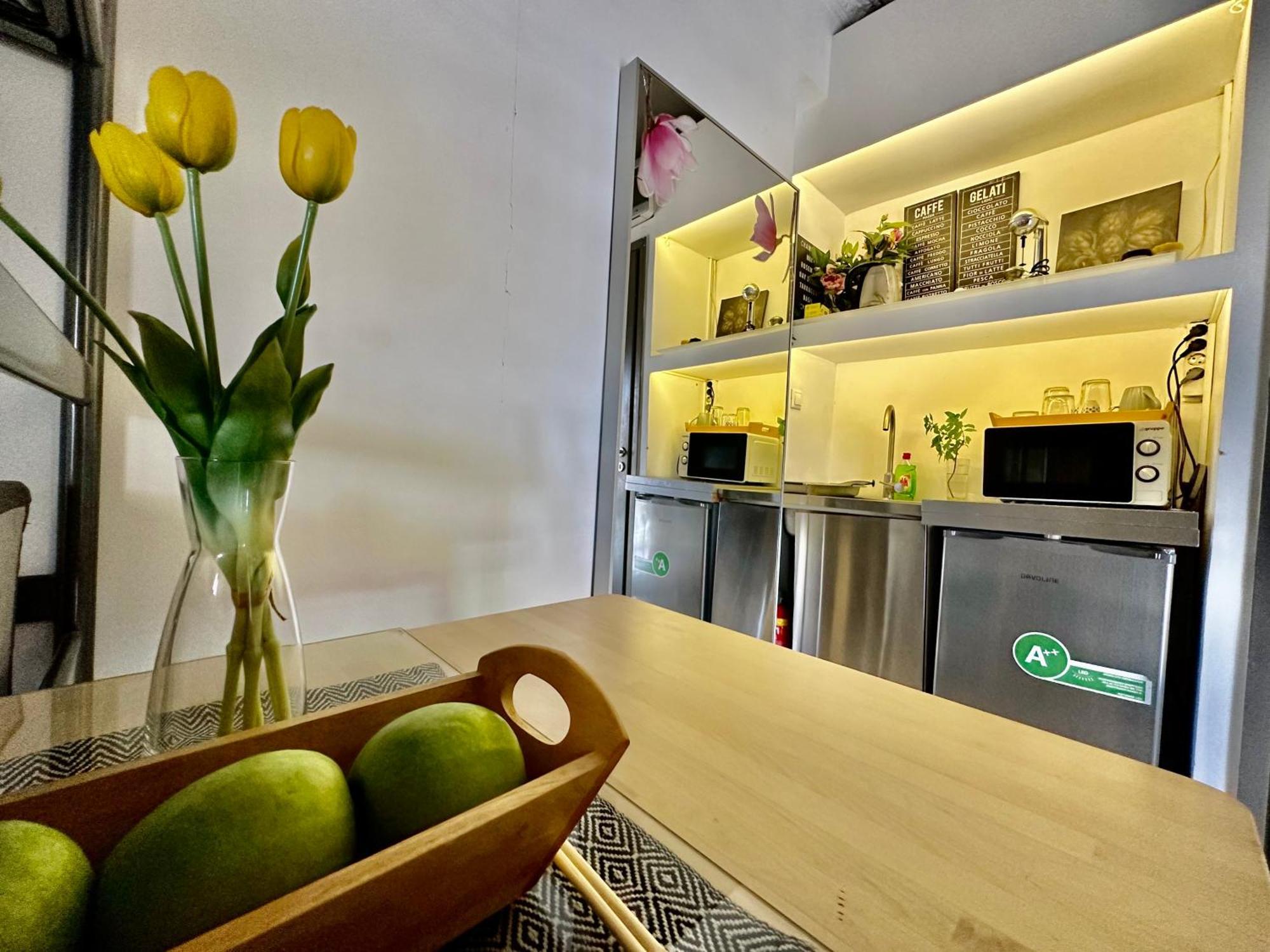 Bright Studio 4 A Short Stay Near Oaka - Iaso - Ygeia - Mitera Hospitals Athens Exterior photo